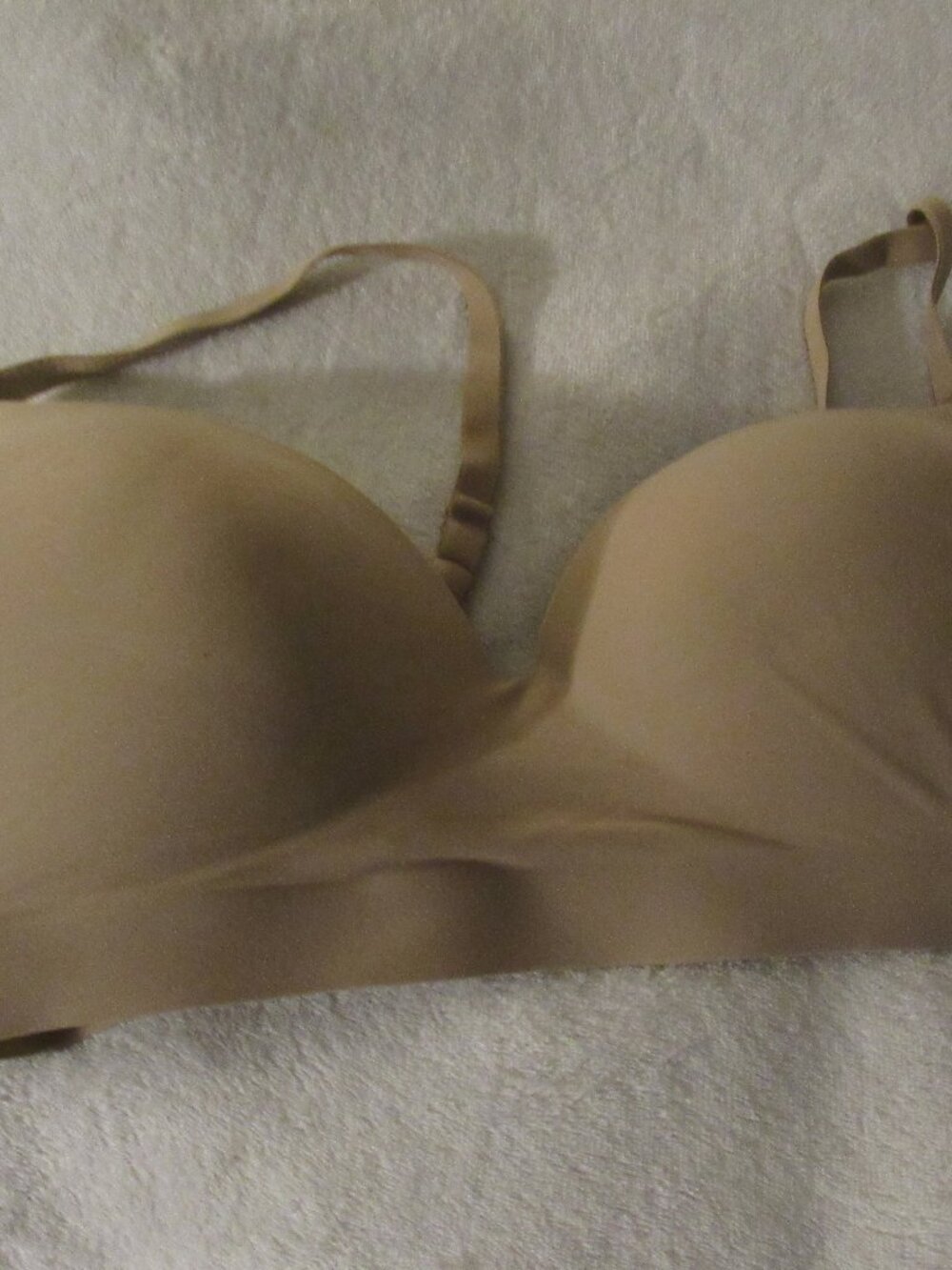 Soma Beige Bra Enbliss Wireless 38B USED